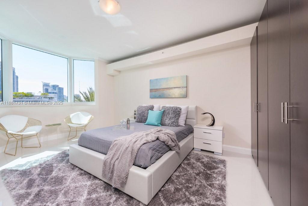 PORTOFINO TOWER CONDO - Residential Lease