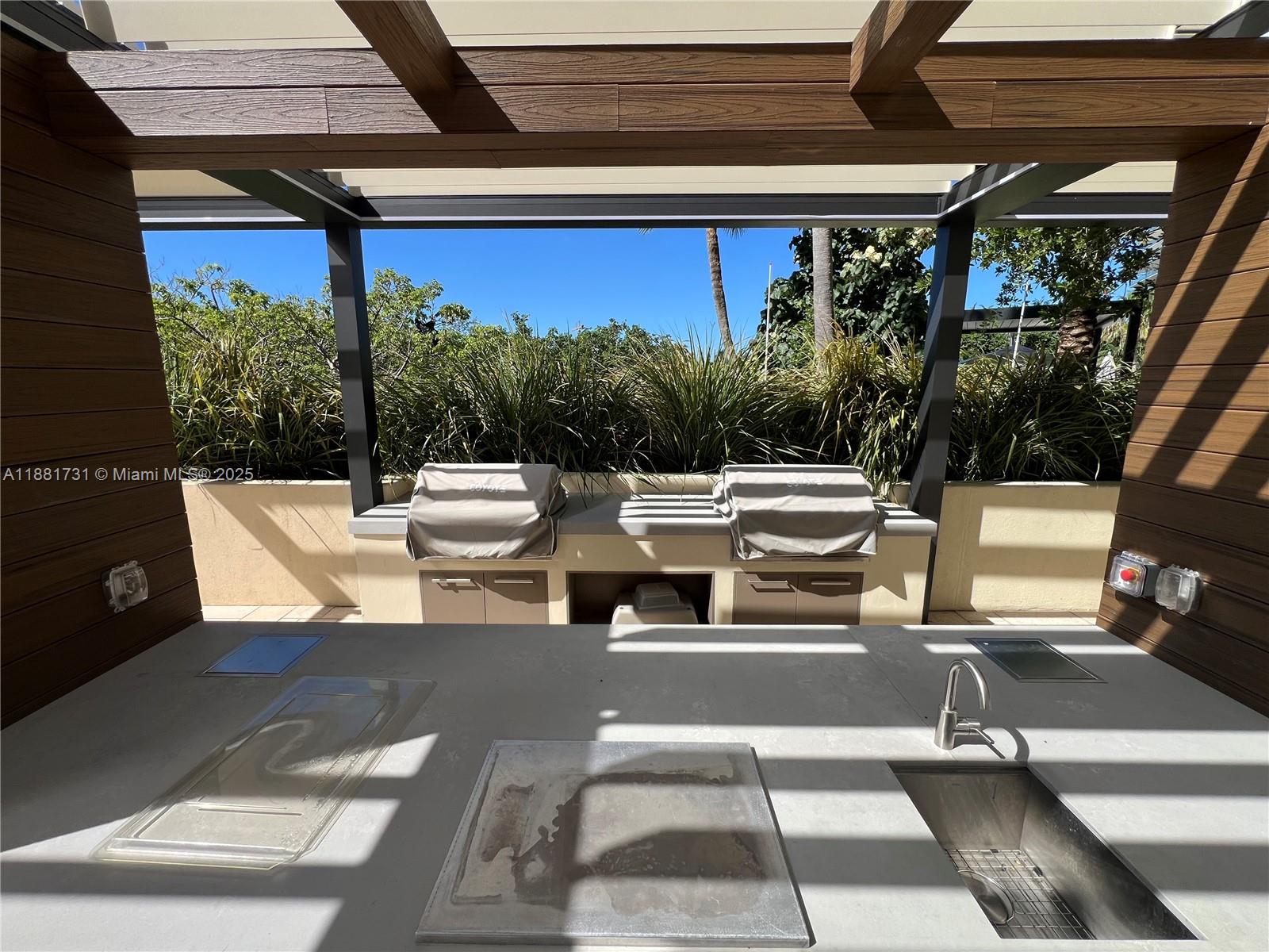 PORTOFINO TOWER CONDO - Residential Lease