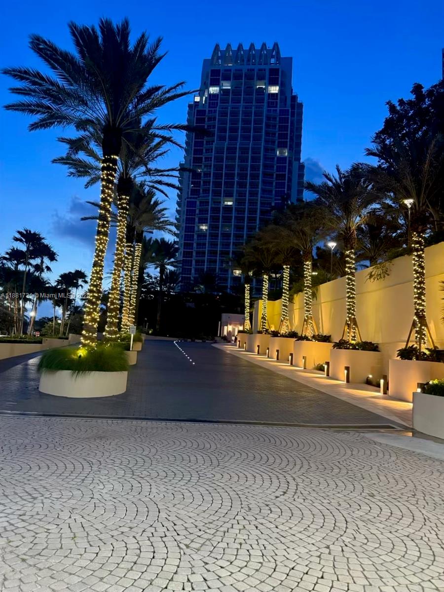 PORTOFINO TOWER CONDO - Residential Lease