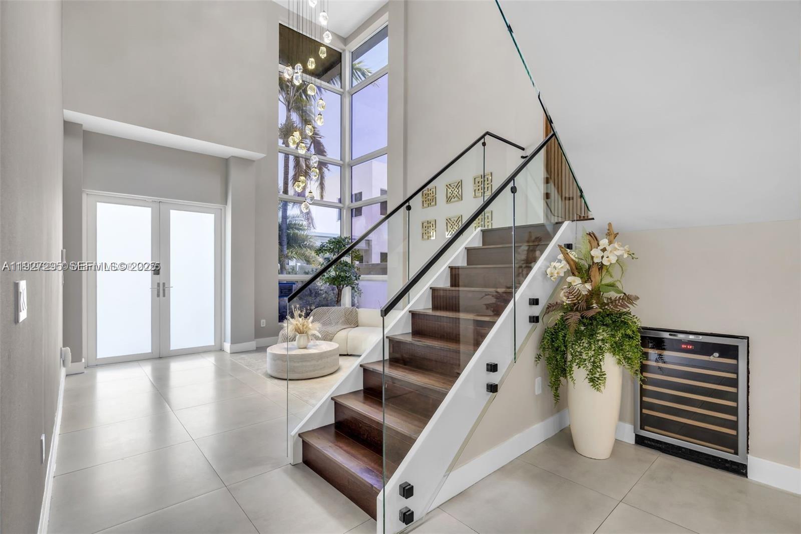 DORAL COMMONS RESIDENTIAL - Residential Lease