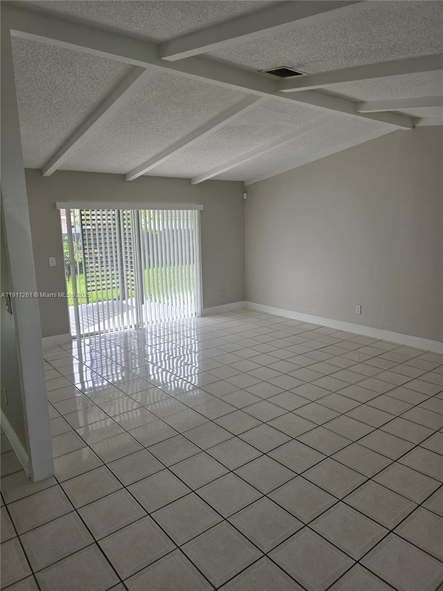 SOUTHLAND PINES - Residential Lease