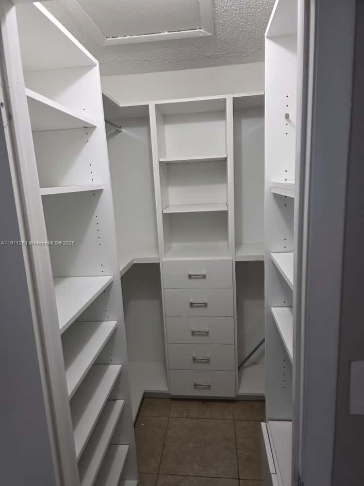 SOUTHLAND PINES - Residential Lease