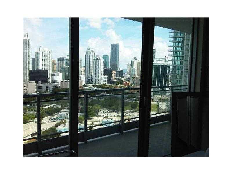 Beautiful 1 Bedroom 1-1/2 bath Unit at The Ivy at Riverfront. Close to Brickell, The Village and Downtown Miami. Excellent Views, Large Balcony, Wood Floors and Tile in Kitchen and Bathrooms. Granite Kitchen Tops. The building offers Two Pools, Sauna, Game & Billiard Room, and more.