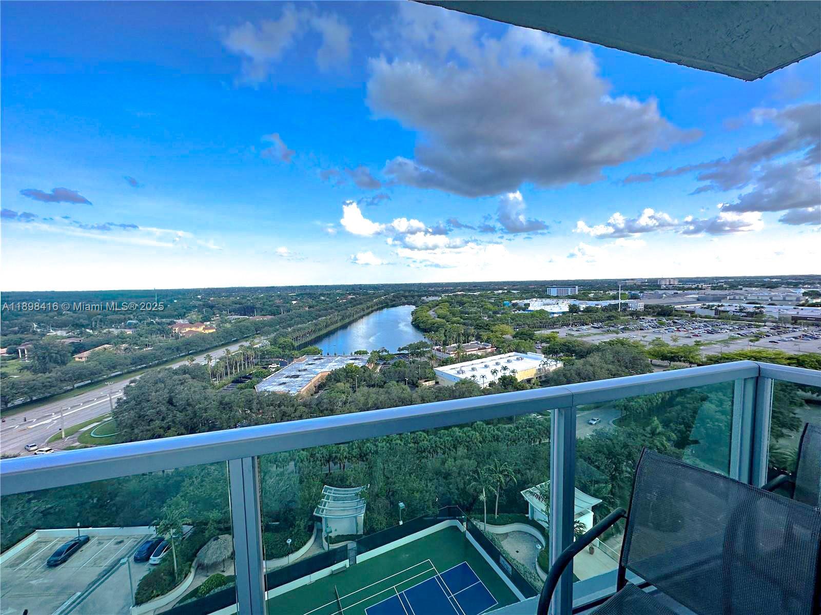 TAO SAWGRASS CONDOMINIUM - Residential Lease