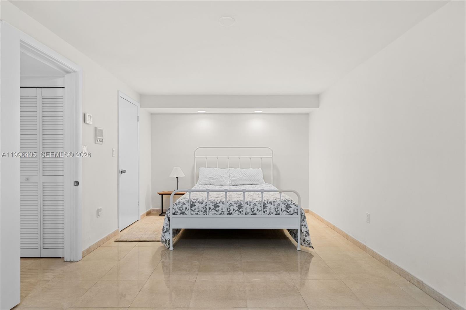 SUNRISE HARBOUR REV PL - Residential Lease