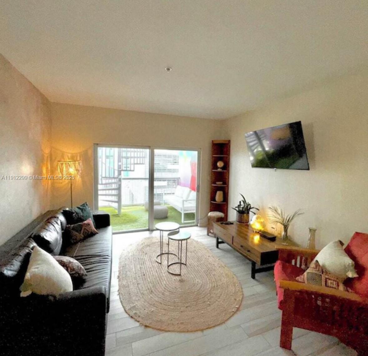 EMILIA CONDO - Residential Lease