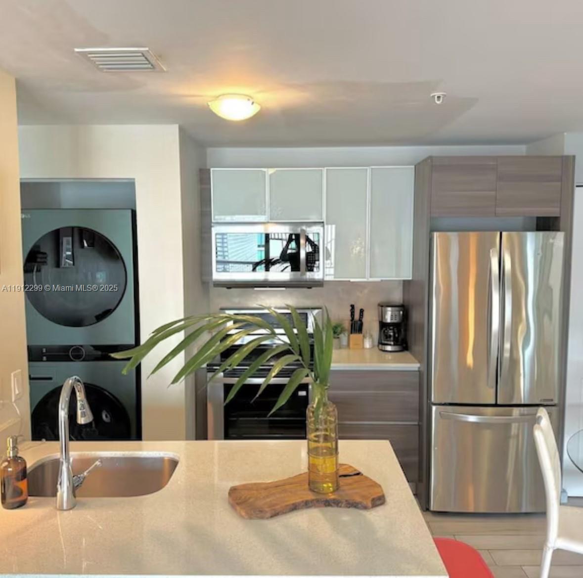 EMILIA CONDO - Residential Lease