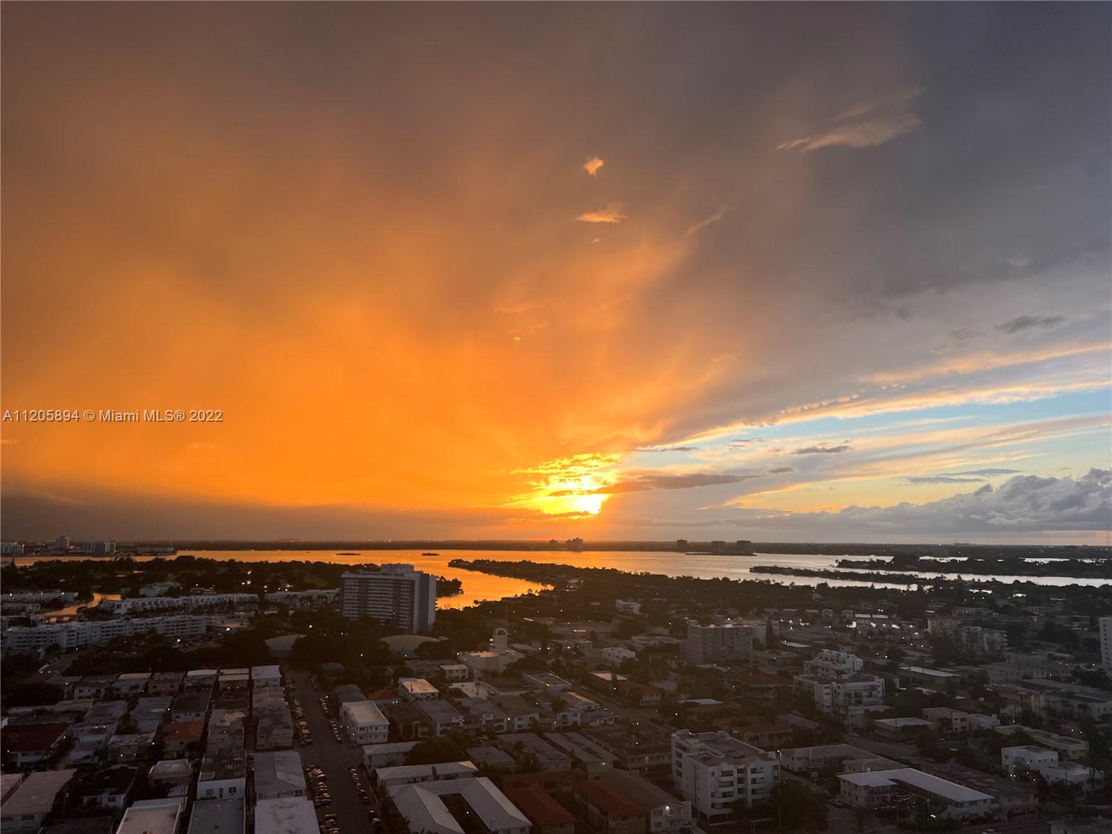 ST TROPEZ OCEAN CONDO - Residential