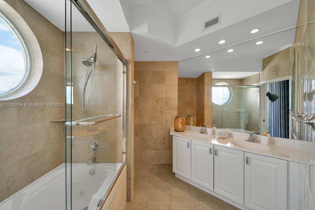 ST TROPEZ OCEAN CONDO - Residential