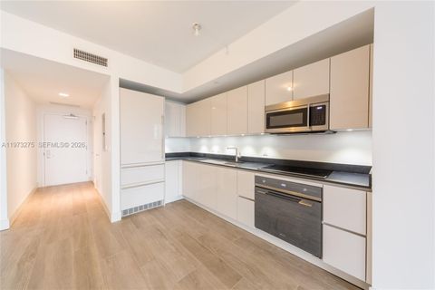 1010 Brickell Ave 2908 Miami FL 33131