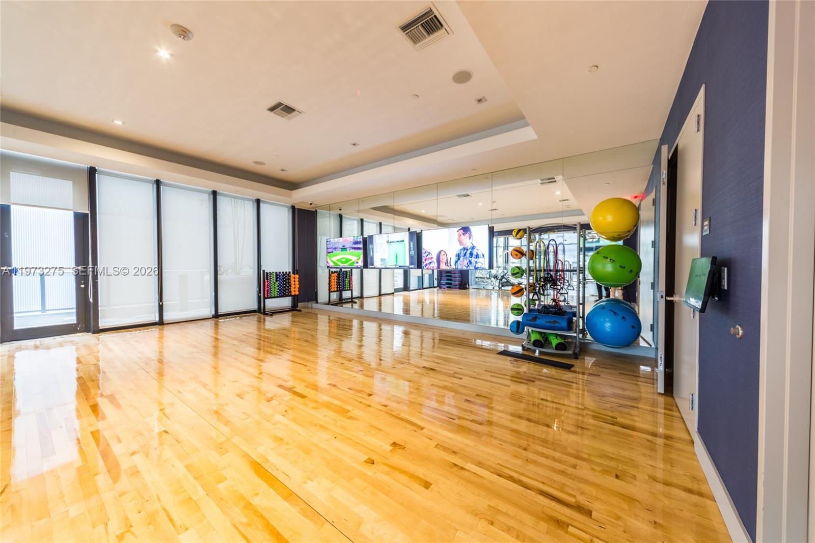 1010 BRICKELL CONDO - Residential Lease