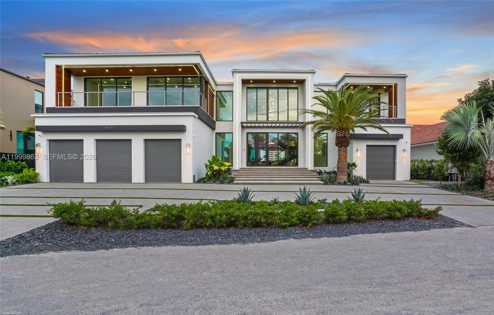 19709 Harbor Rd