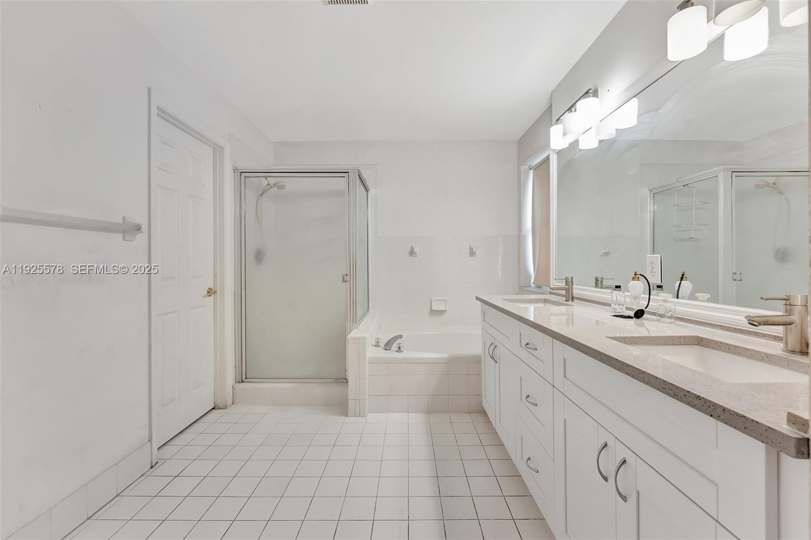 EMERALD COURTS - OPAL CRE - Residential