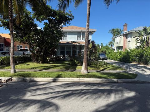 Photo of 313 Monroe Dr, West Palm Beach, FL 33405 (MLS # A11904041) Photo of 313 Monroe Dr, West Palm Beach, FL 33405 (MLS # A11904041)