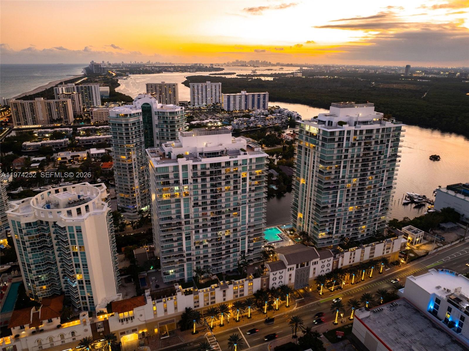 PARQUE TOWERS CONDO - Residential