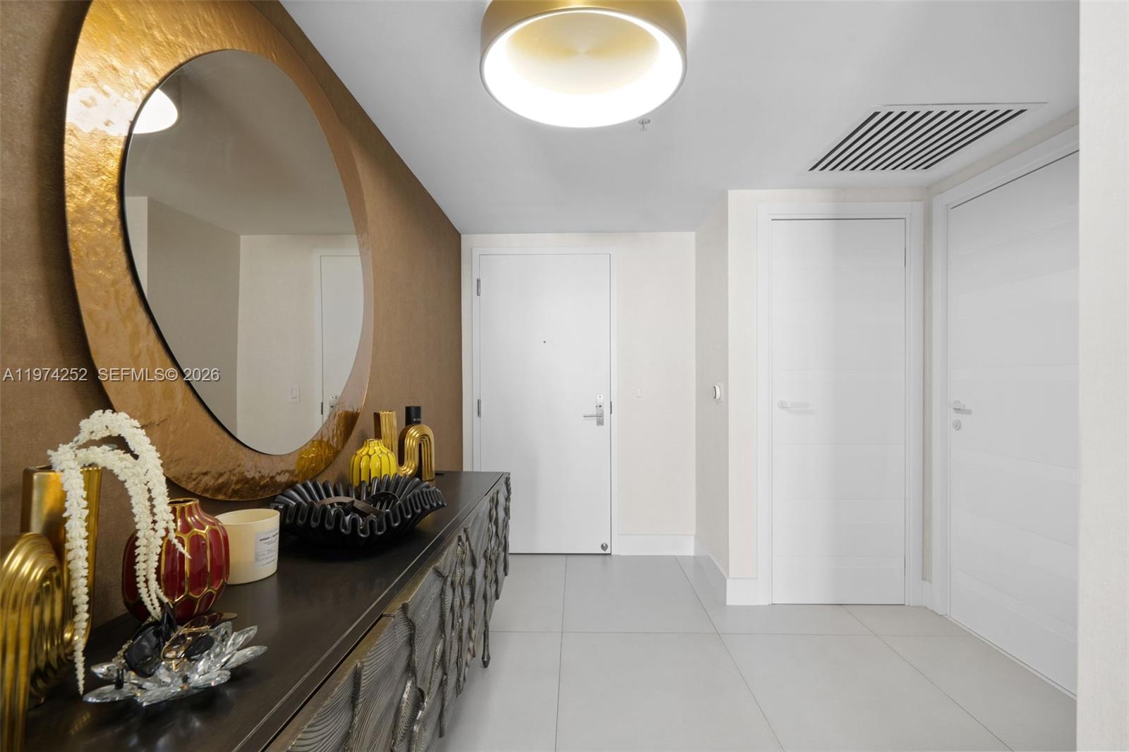 PARQUE TOWERS CONDO - Residential