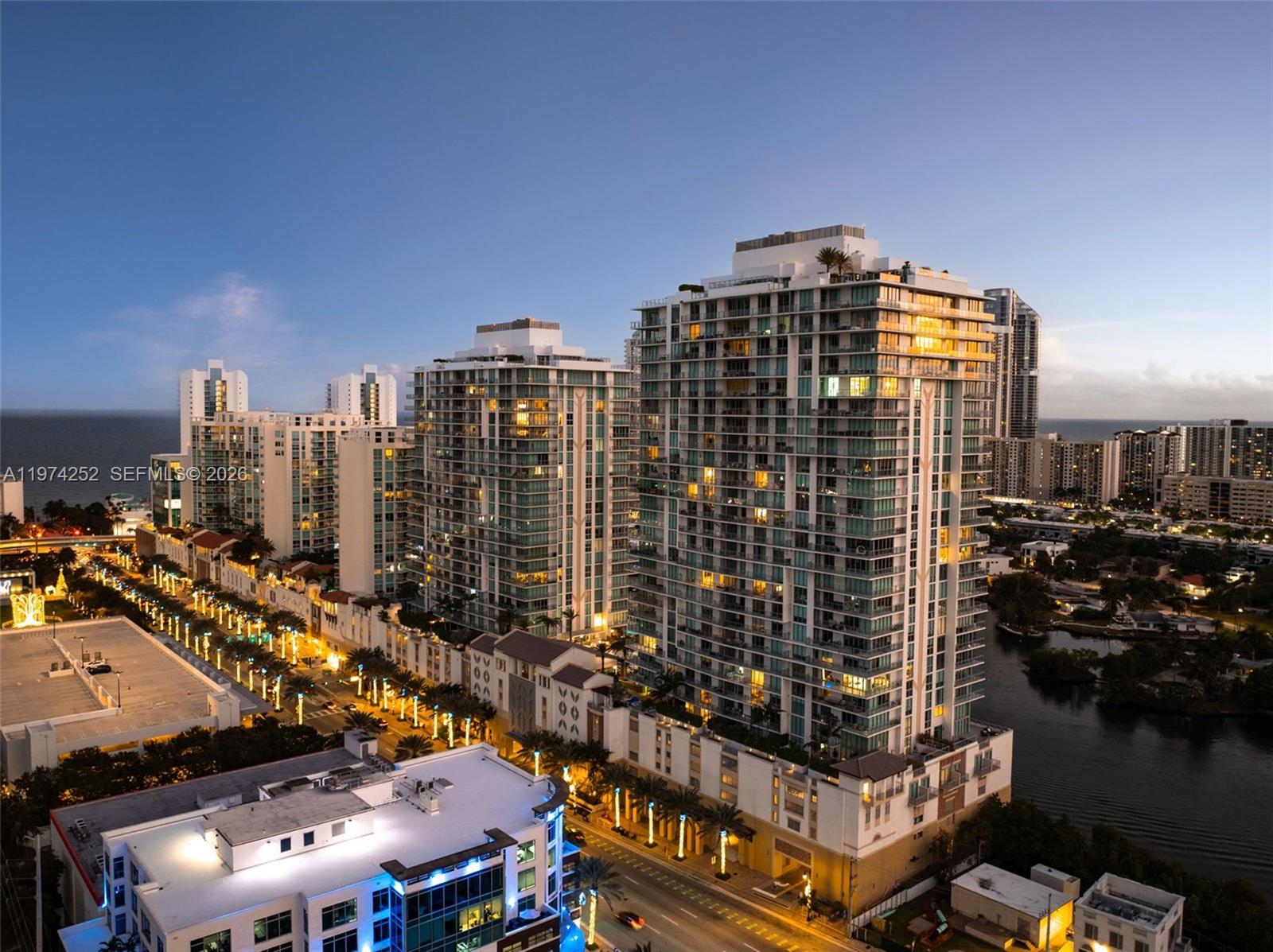 PARQUE TOWERS CONDO - Residential
