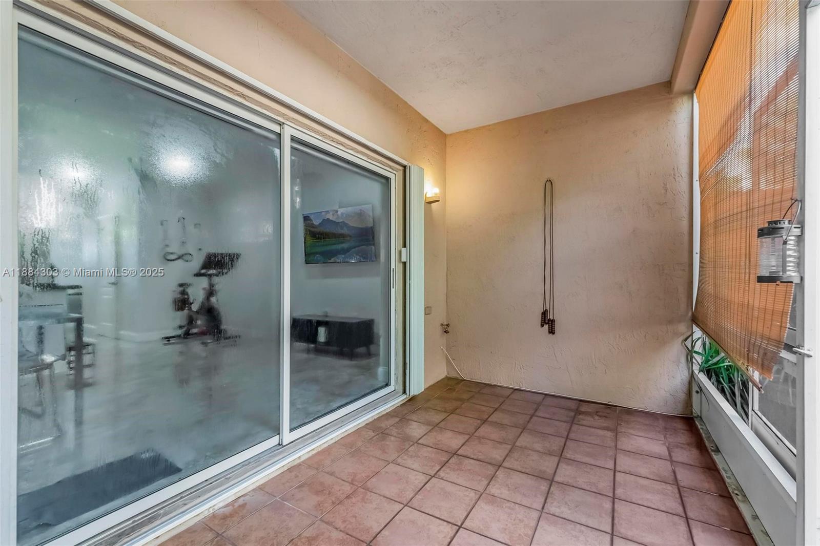 PASEOS AT MIAMI LAKES - Residential