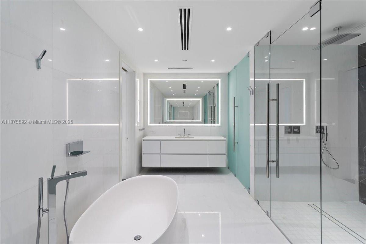 Aston Martin Residences - Residential