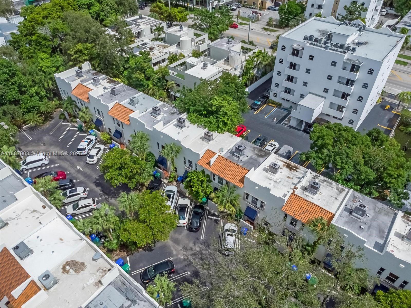 PROVENCE VILLAGE IN THE G - Residential