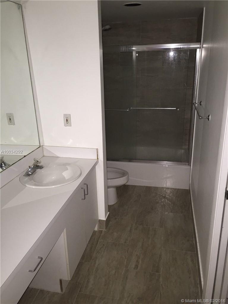 Jasmine Lakes I Condo - Residential Lease