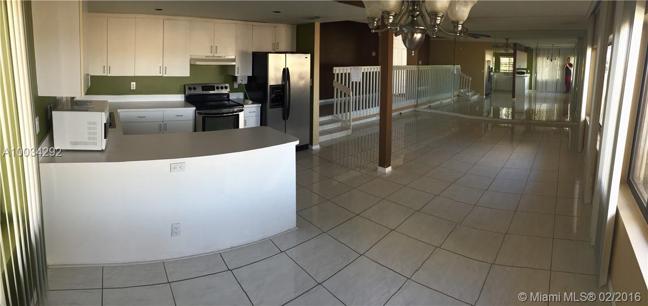 Jasmine Lakes I Condo - Residential Lease