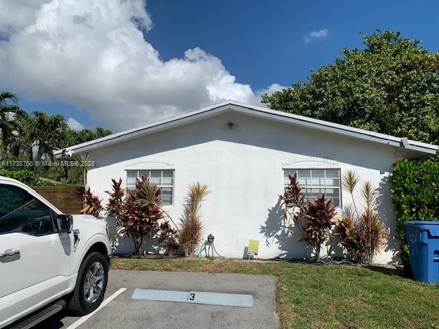 101 Nw 56th Ct 1, Oakland Park, Miami-Dade County, Florida - 2 Bedrooms  
1 Bathrooms - 