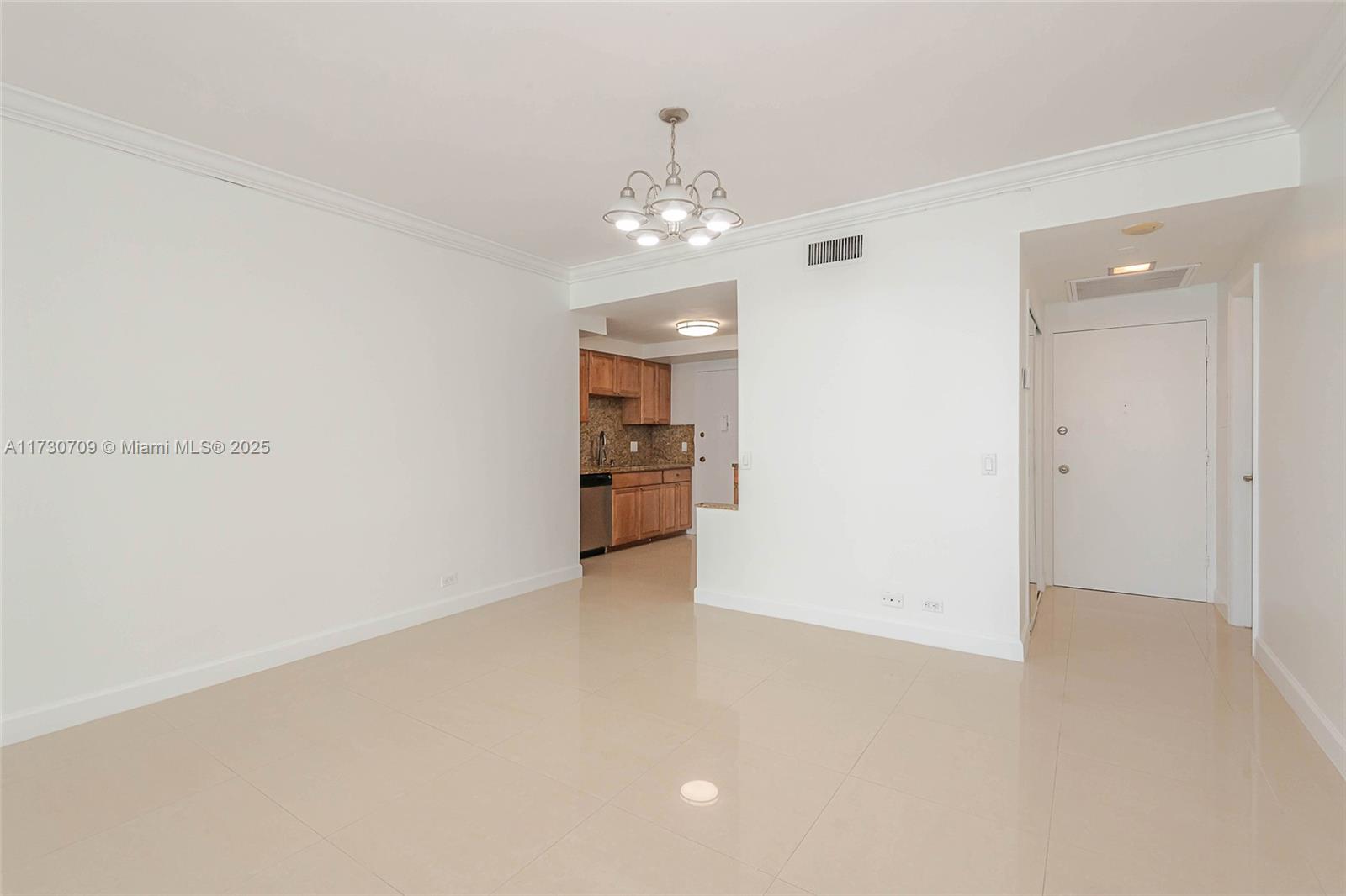 ALEXANDER TOWERS CONDO - Residential