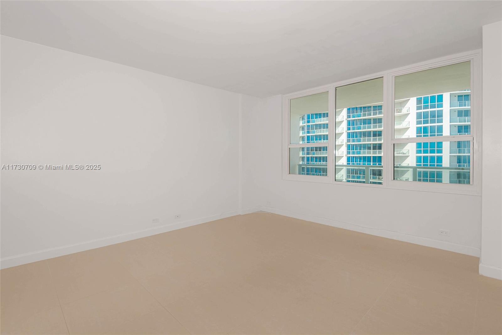 ALEXANDER TOWERS CONDO - Residential