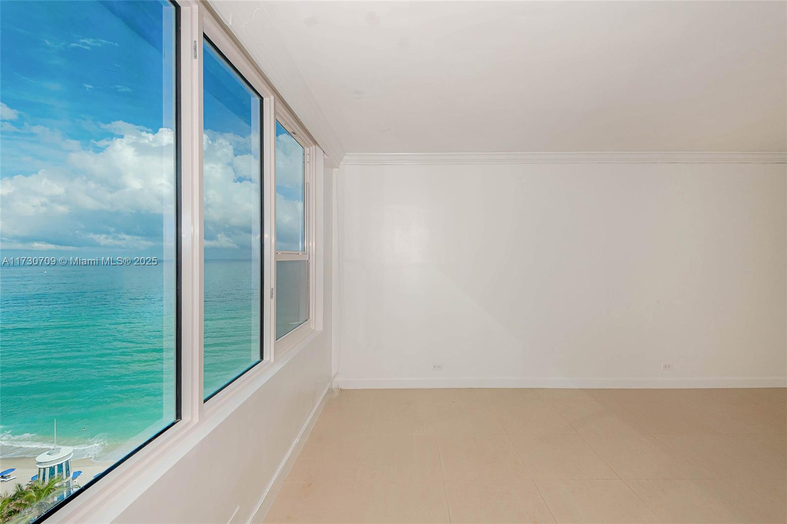 ALEXANDER TOWERS CONDO - Residential