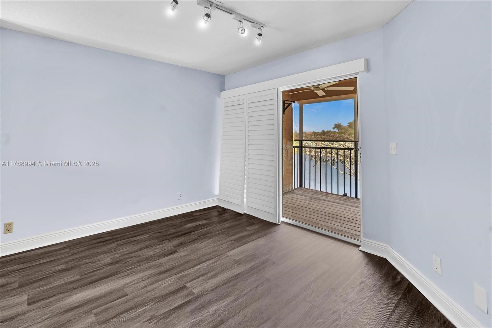 ISLES OF BOCA CONDOS ONE - Residential