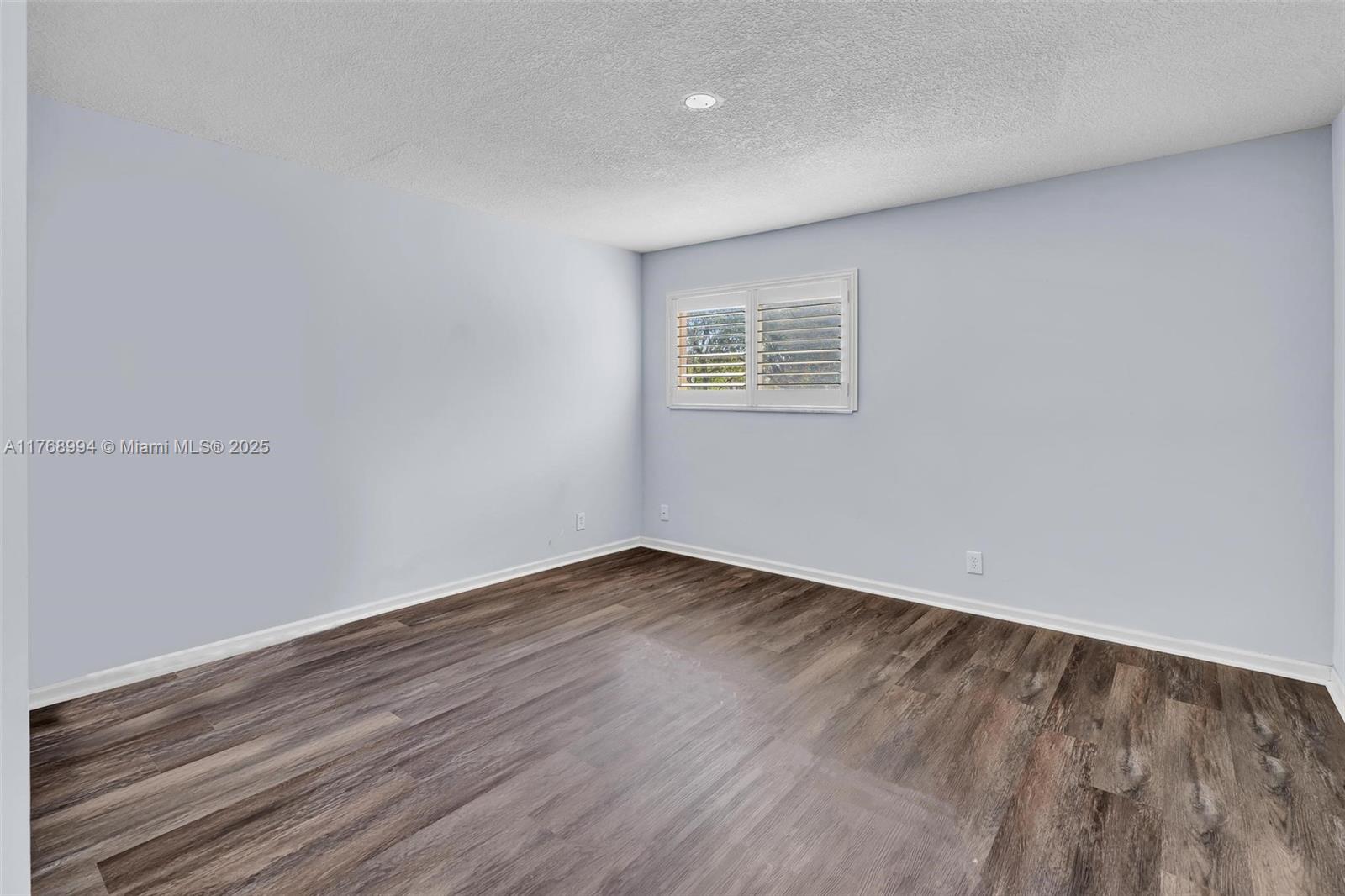 ISLES OF BOCA CONDOS ONE - Residential