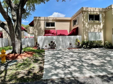 14327 SW 97th Ln Miami FL 33186