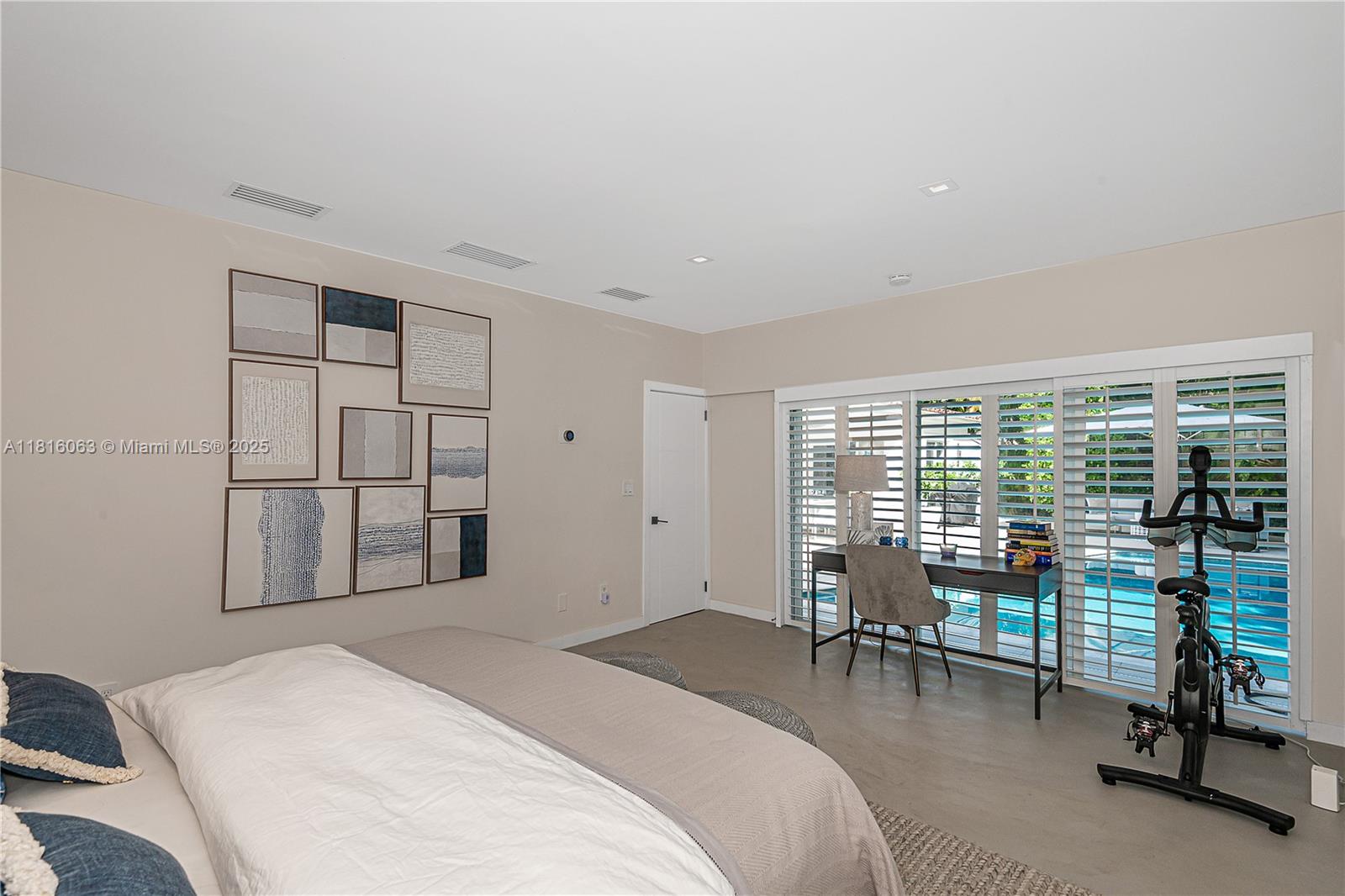 TROPICAL ISLE HOMES SUB 4 - Residential Lease