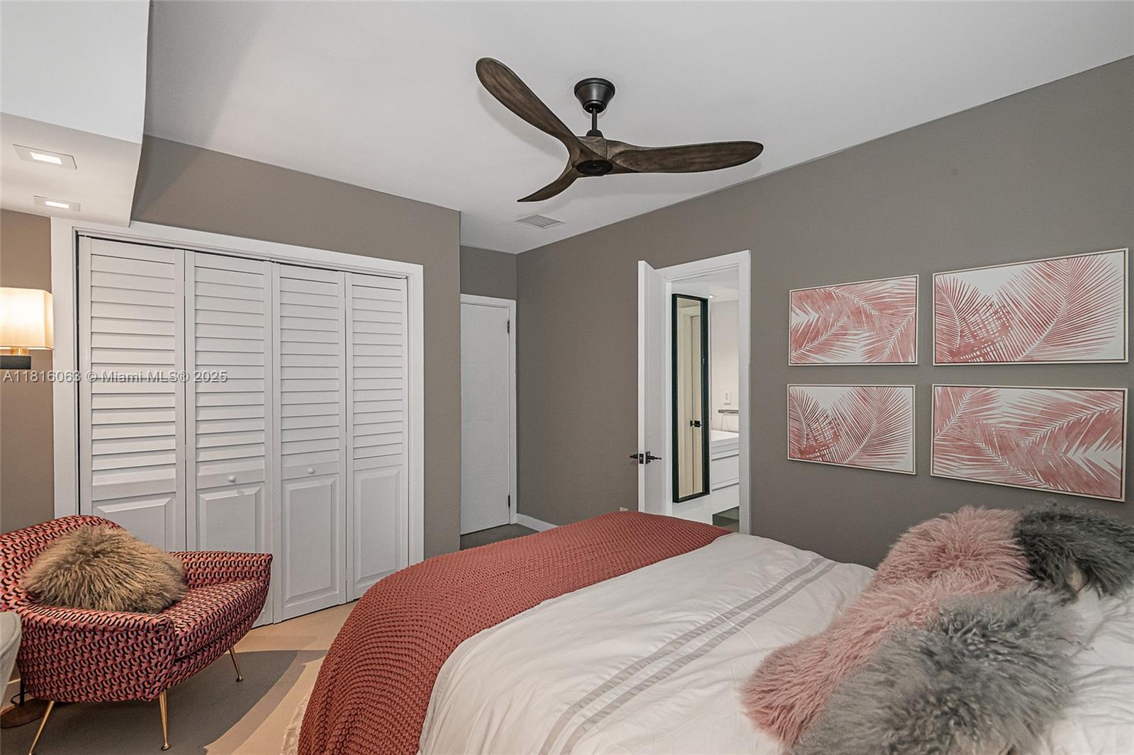 TROPICAL ISLE HOMES SUB 4 - Residential Lease