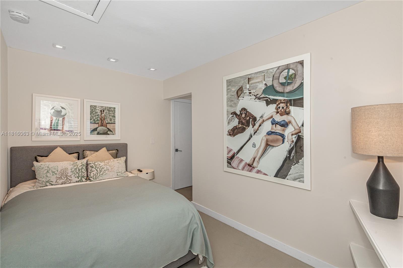 TROPICAL ISLE HOMES SUB 4 - Residential Lease