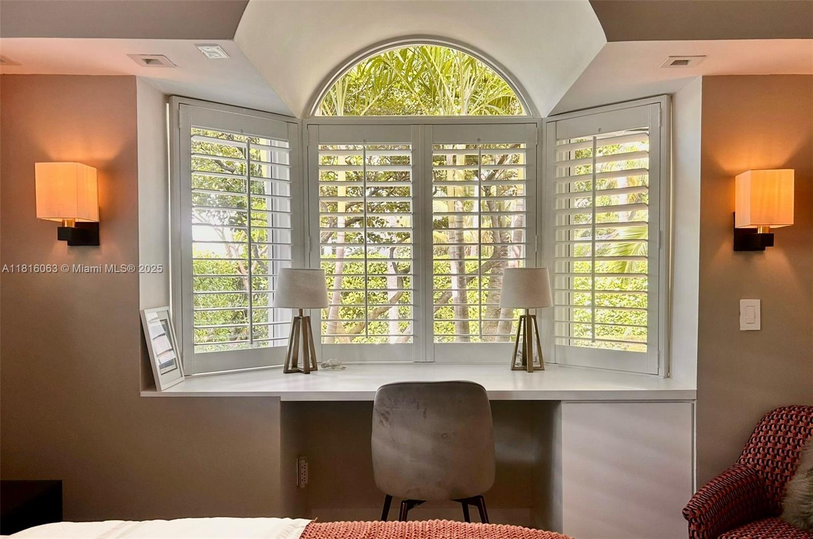 TROPICAL ISLE HOMES SUB 4 - Residential Lease