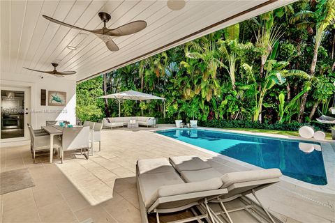 375 Harbor Ct . Key Biscayne FL 33149