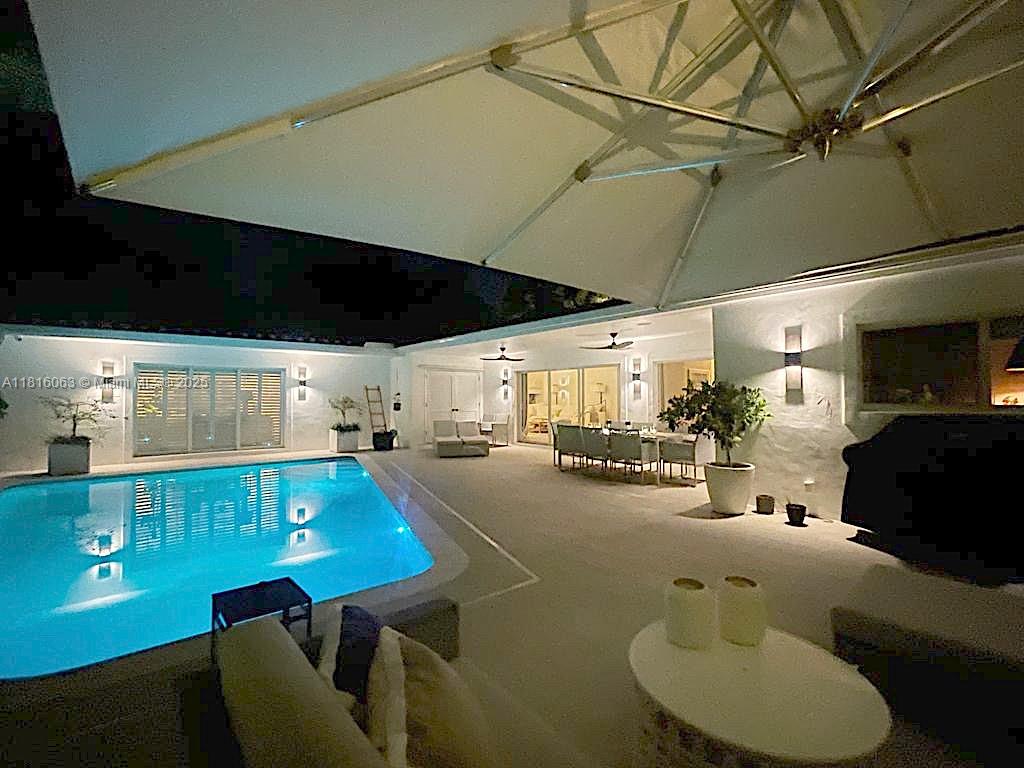 TROPICAL ISLE HOMES SUB 4 - Residential Lease