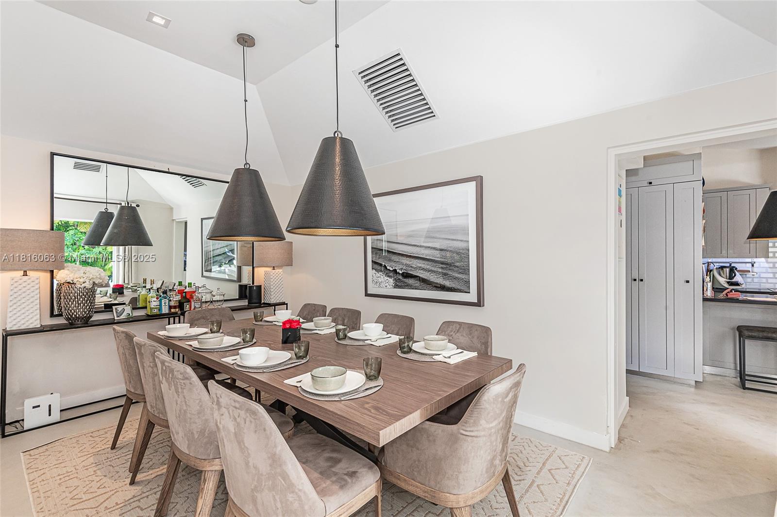 TROPICAL ISLE HOMES SUB 4 - Residential Lease