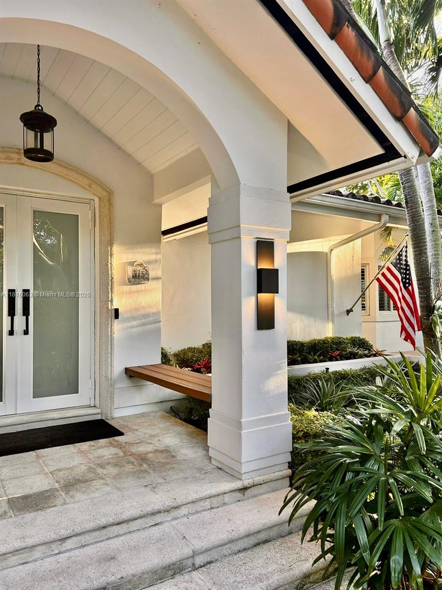 TROPICAL ISLE HOMES SUB 4 - Residential Lease