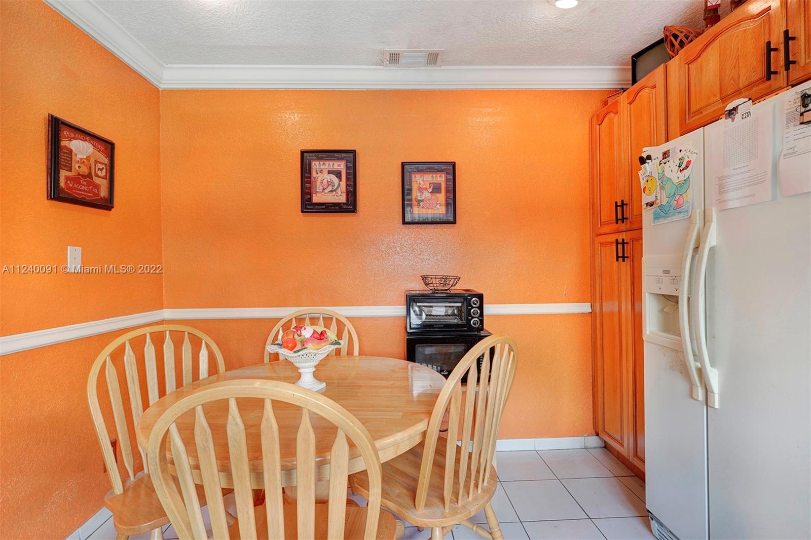 PEMBROKE LAKES SEC 6 - Residential