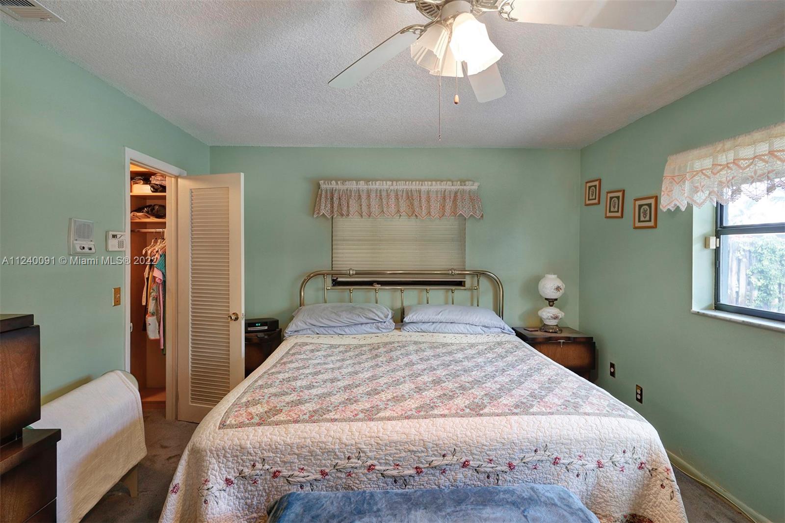 PEMBROKE LAKES SEC 6 - Residential