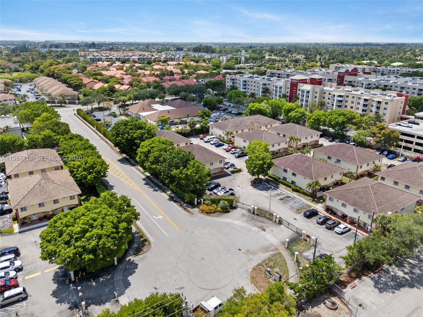 MARQUIS VILLAS I CONDO - Residential