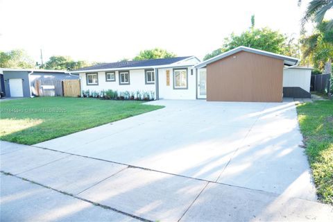 5013 SW 90th Ter Cooper City FL 33328
