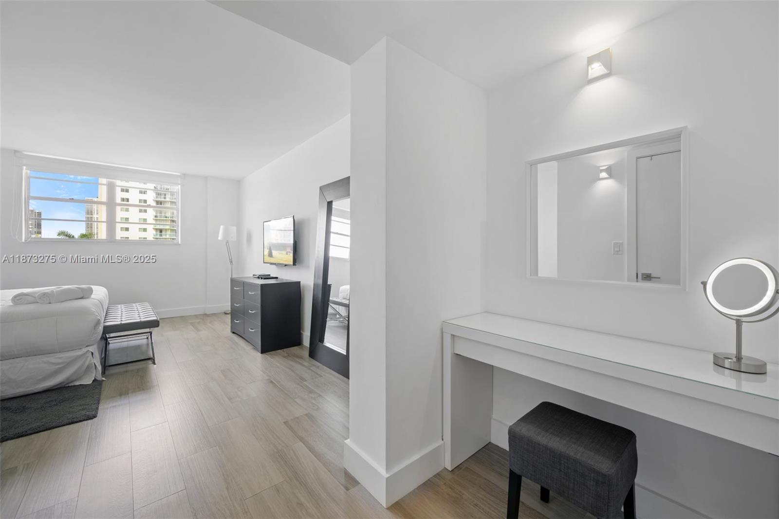 OCEAN RESERVE CONDO - Residential Lease