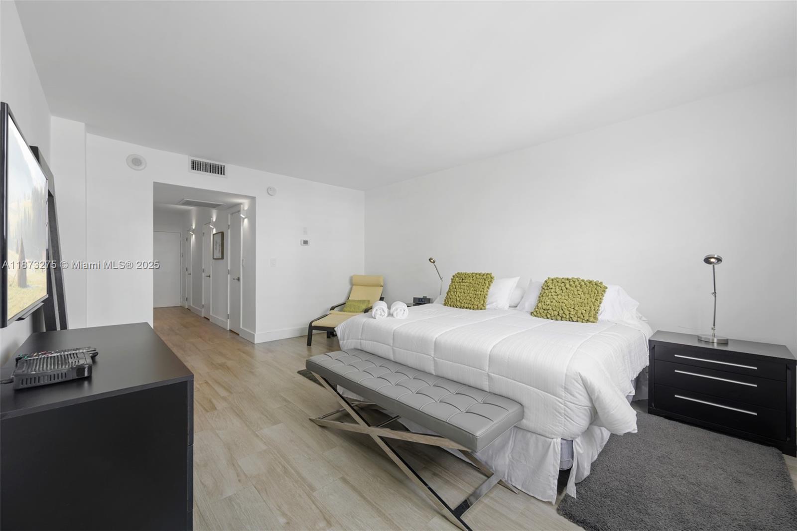 OCEAN RESERVE CONDO - Residential Lease