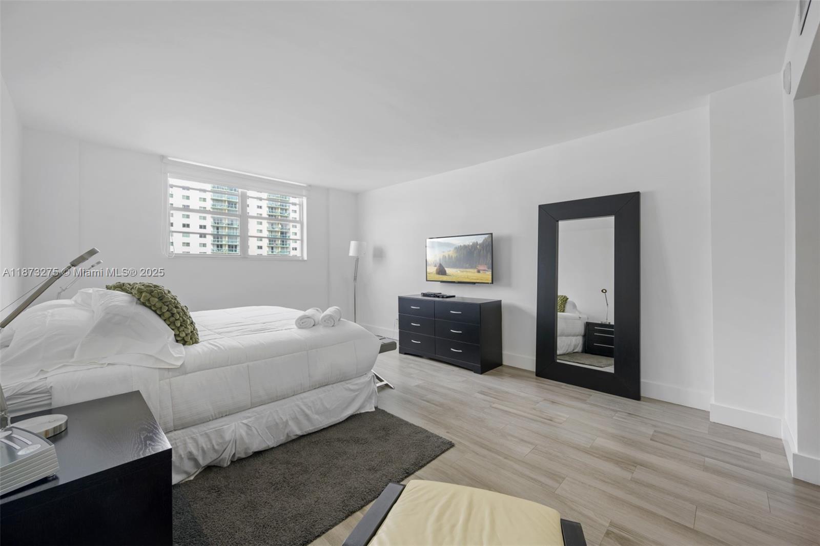 OCEAN RESERVE CONDO - Residential Lease