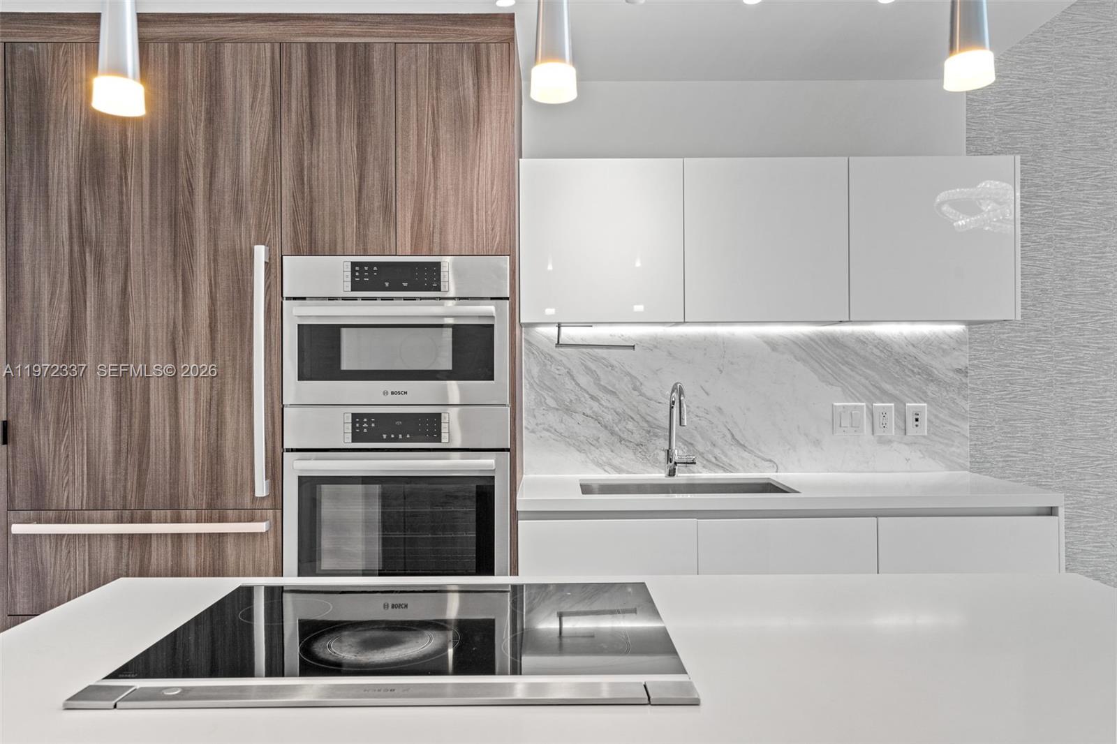 PARAMOUNT MIAMI WORLDCENT - Residential