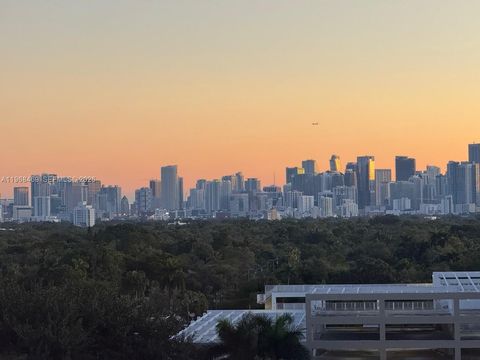 2678 Tigertail 808 Miami FL 33133